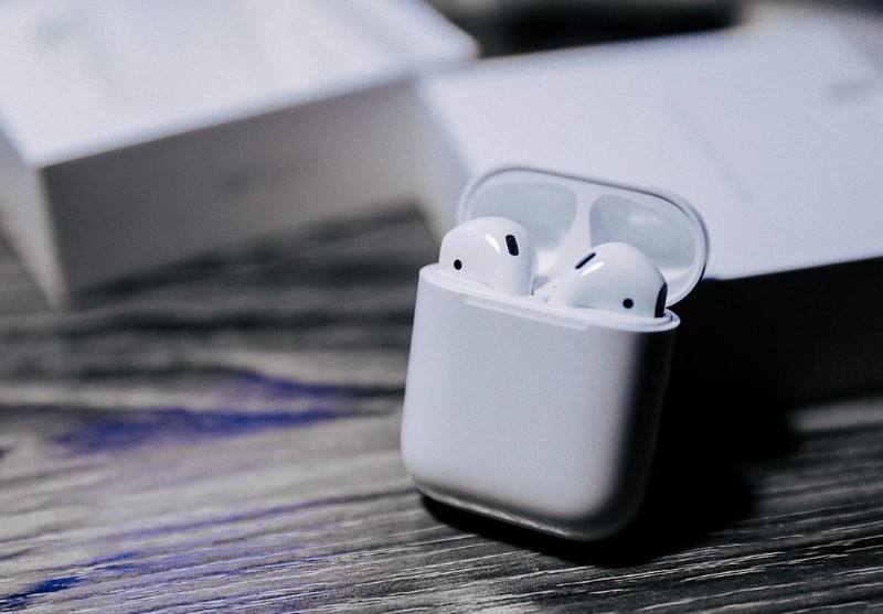 藍牙耳機充電盒用低煙無鹵阻燃PC/ABS材料